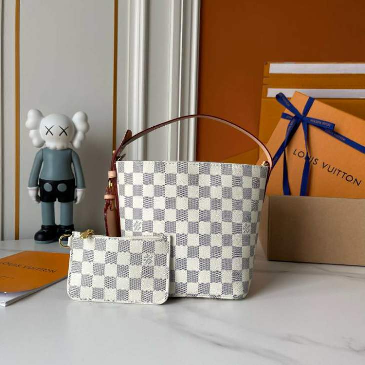 Picture of Louis Vuitton Handbags _SKUfw230463714fw